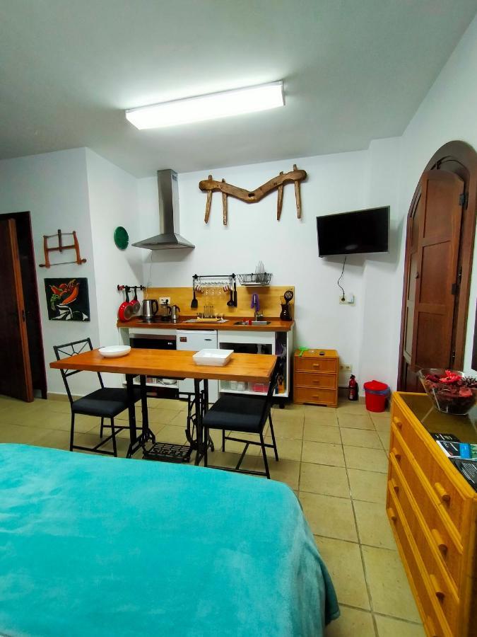 Appartamento Centro De Arte Yunquera Esterno foto