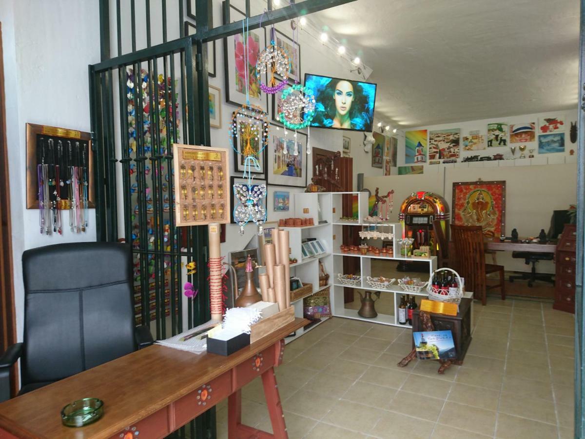 Appartamento Centro De Arte Yunquera Esterno foto